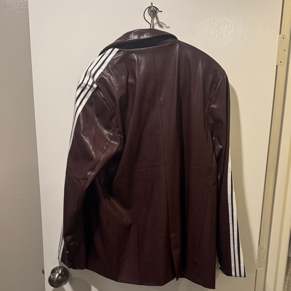 AKIRA Maroon Jacket with White Stripes - Picture 2 of 3